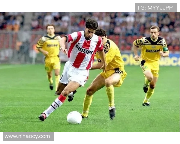 绿茵场上的传奇巨星全面解析他的成长经历与辉煌成就